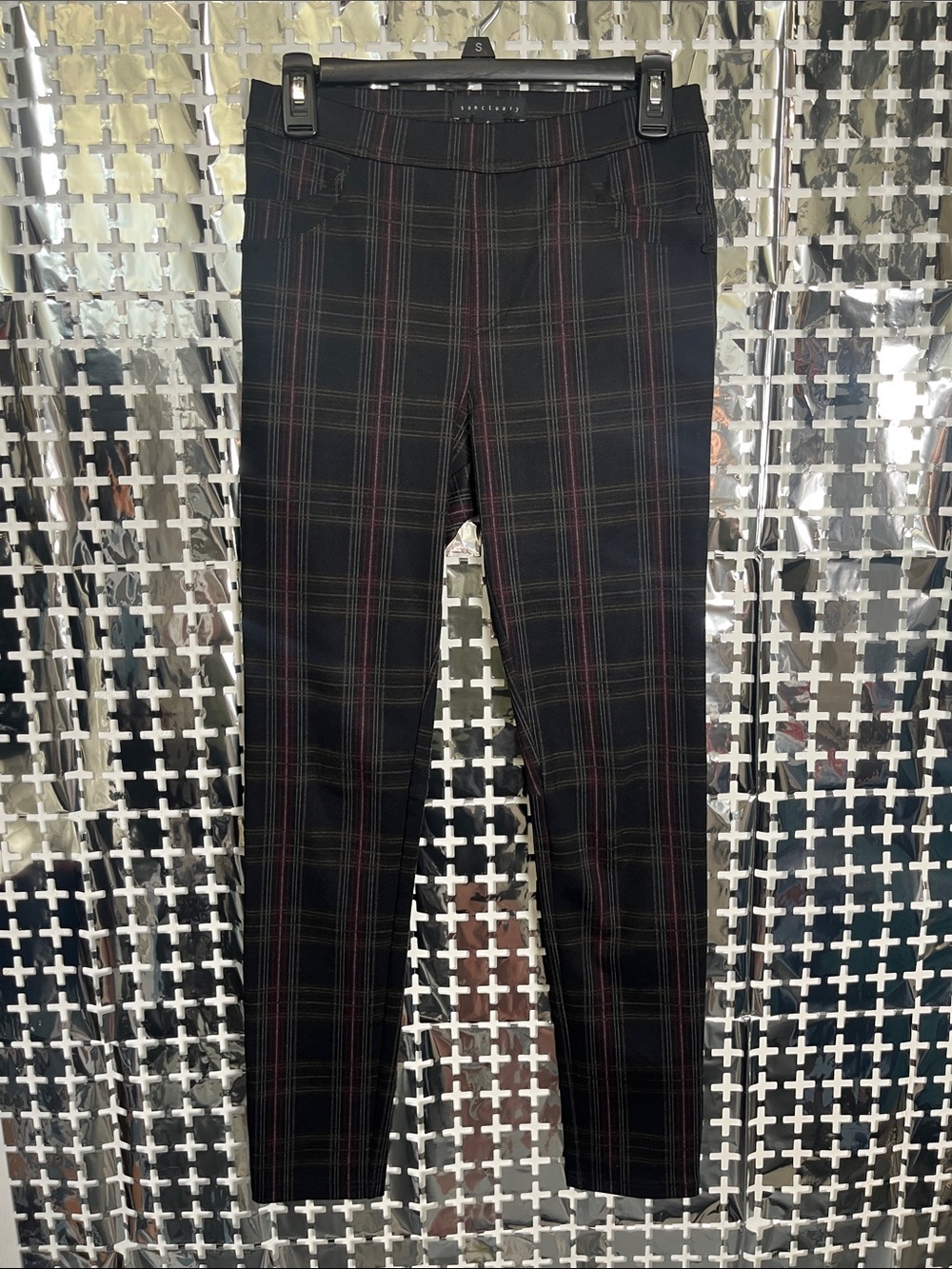 Sanctuary Black Plaid Pants with Subtle Red & Gray Windowpane